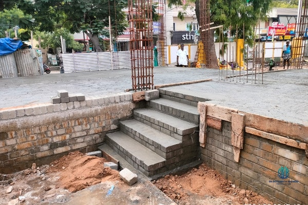 Gopi Krishnan1